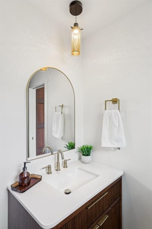 1212 Lake Sylvan Drive Se, Calgary, AB - Indoor Photo Showing Bathroom