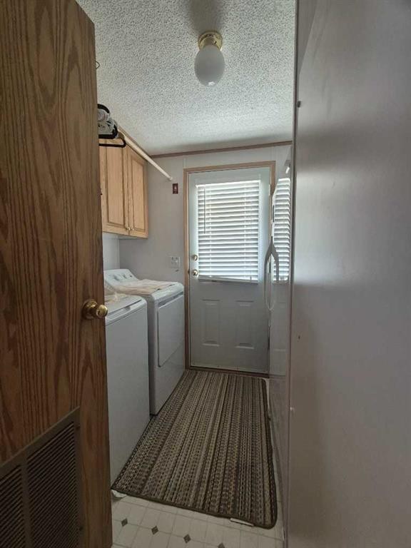 34280 Range Road 41, Rural Mountain View County, AB - Indoor Photo Showing Laundry Room