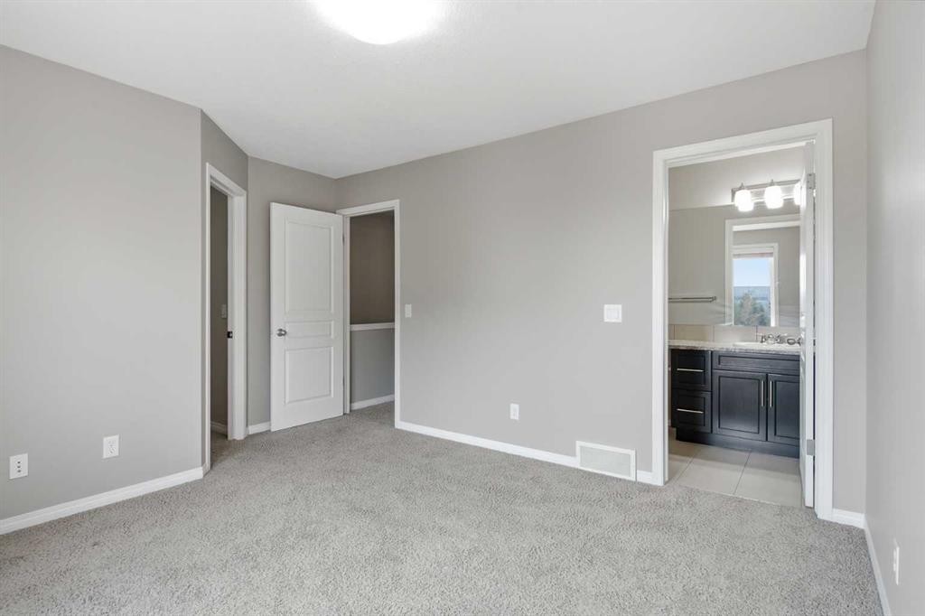 1404 Auburn Bay Square, Calgary, AB - Indoor Photo Showing Other Room