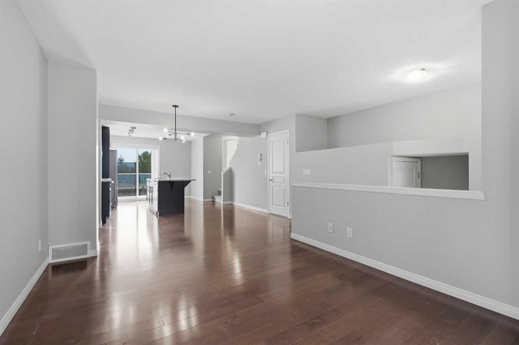 1404 Auburn Bay Square, Calgary, AB - Indoor Photo Showing Other Room