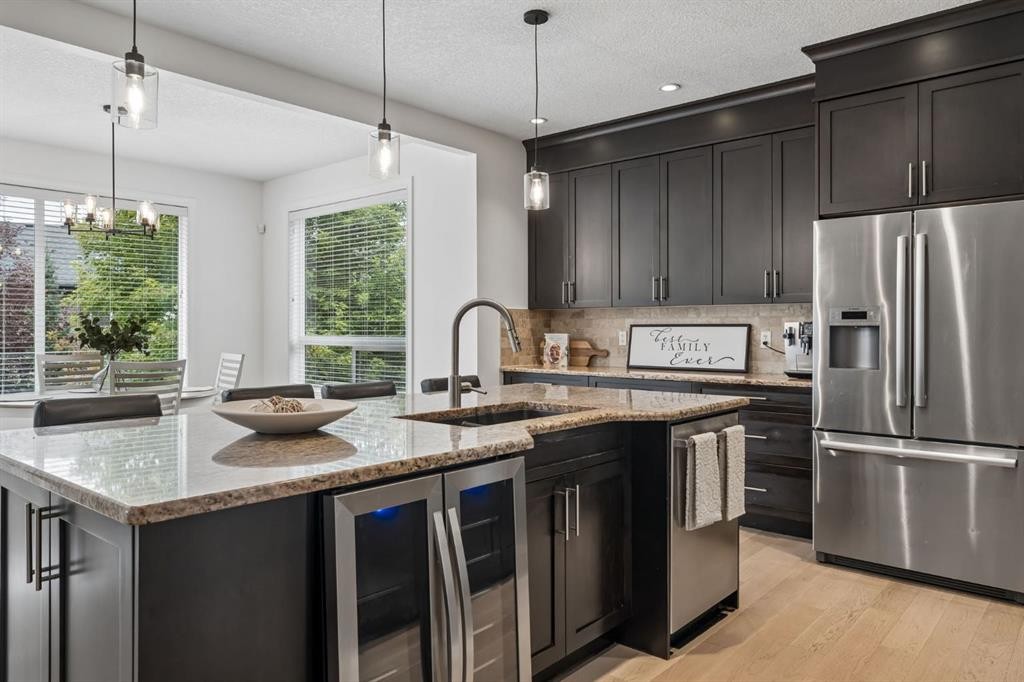 46 Aspenshire Place Sw, Calgary, AB - Indoor Photo Showing Kitchen With Stainless Steel Kitchen With Upgraded Kitchen