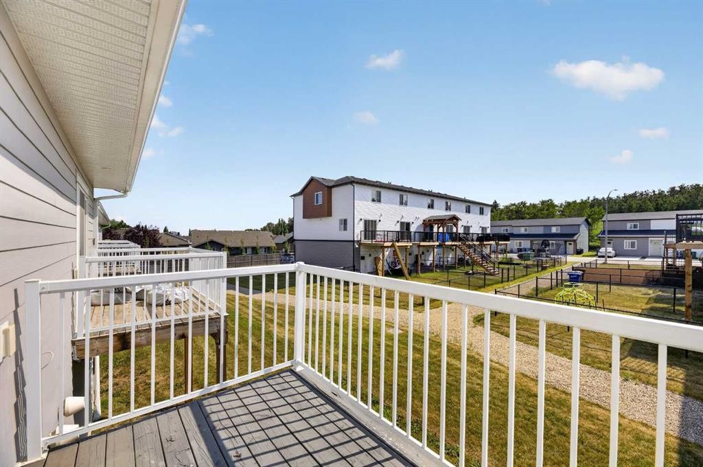 3 Park Lane, Didsbury, AB - Outdoor With Balcony With Exterior