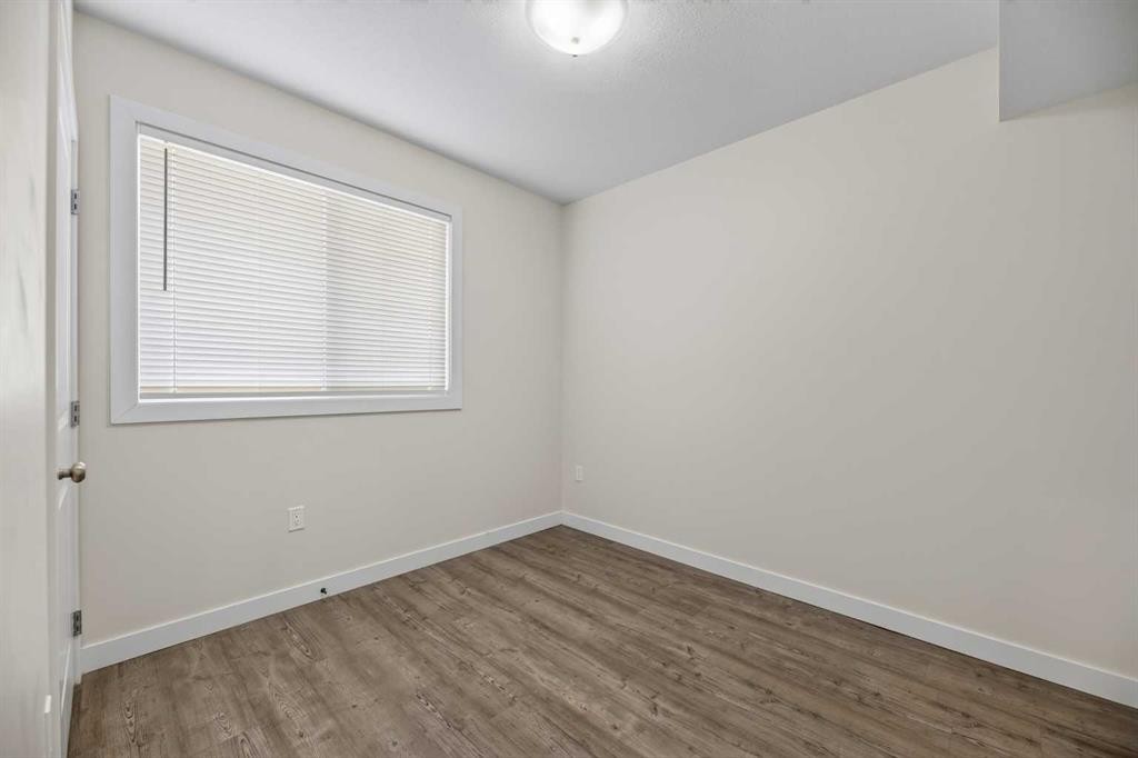 3 Park Lane, Didsbury, AB - Indoor Photo Showing Other Room