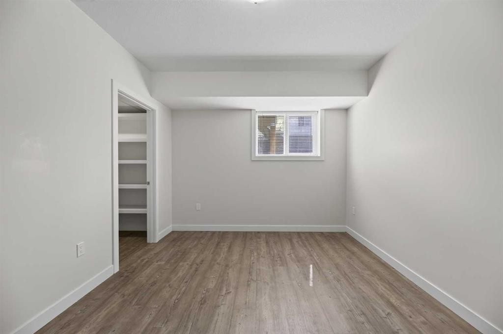 3 Park Lane, Didsbury, AB - Indoor Photo Showing Other Room
