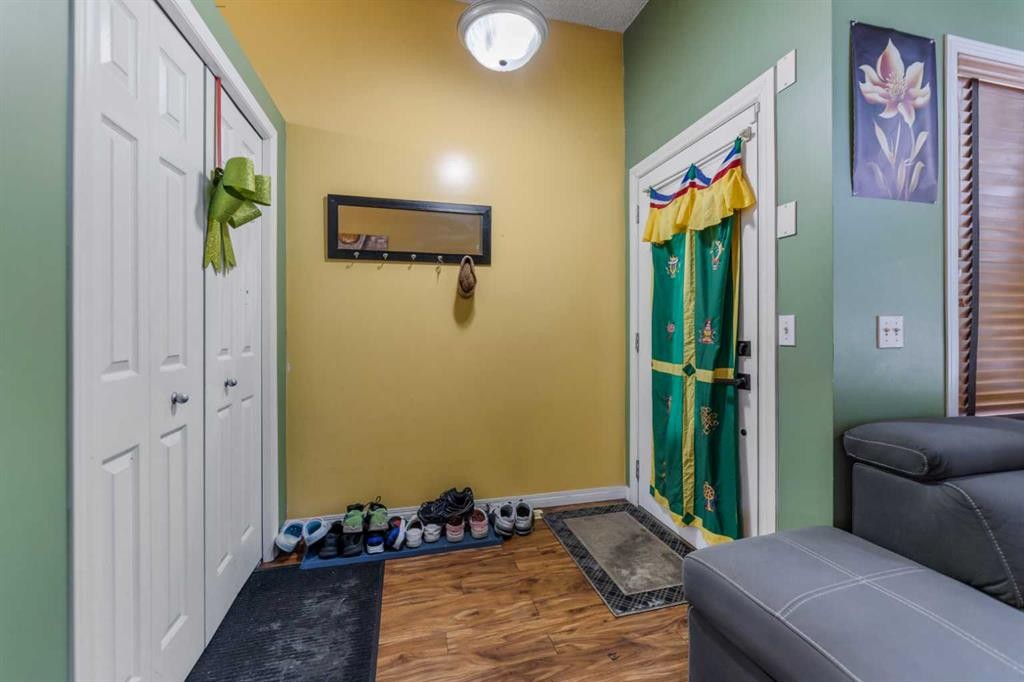 5036 Martin Crossing Drive Ne, Calgary, AB - Indoor Photo Showing Other Room
