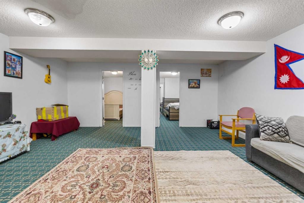 5036 Martin Crossing Drive Ne, Calgary, AB - Indoor