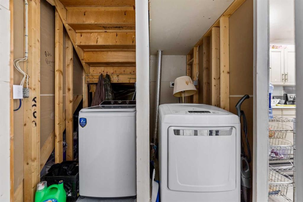 5036 Martin Crossing Drive Ne, Calgary, AB - Indoor Photo Showing Laundry Room