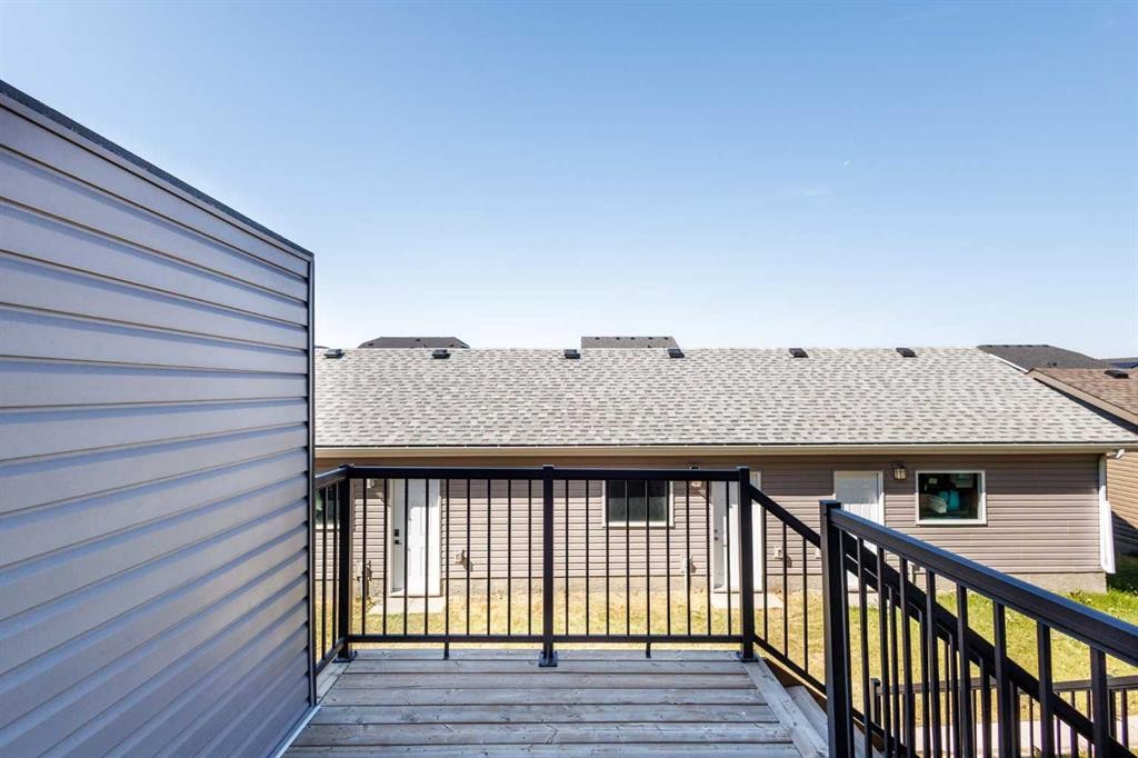 251 Lucas Boulevard Nw, Calgary, AB - Outdoor With Exterior