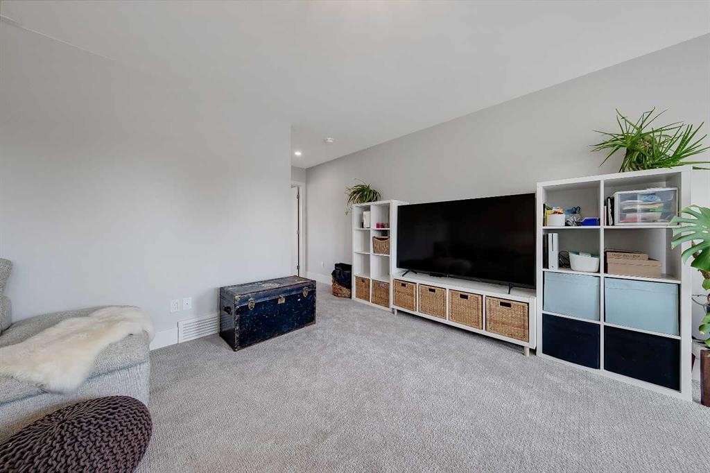 2-1936 25A Street Sw, Calgary, AB - Indoor