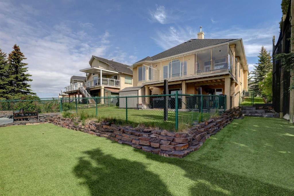 321 Gleneagles View, Cochrane, AB - Outdoor