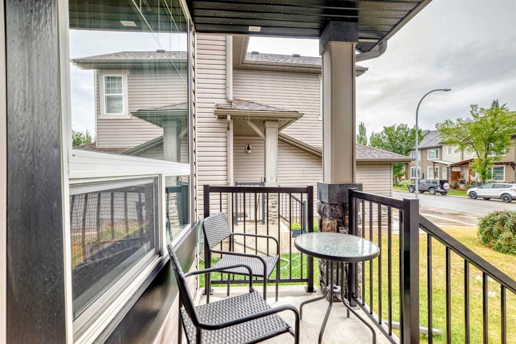 121 Chapalina Heights Se, Calgary, AB - Outdoor With Exterior