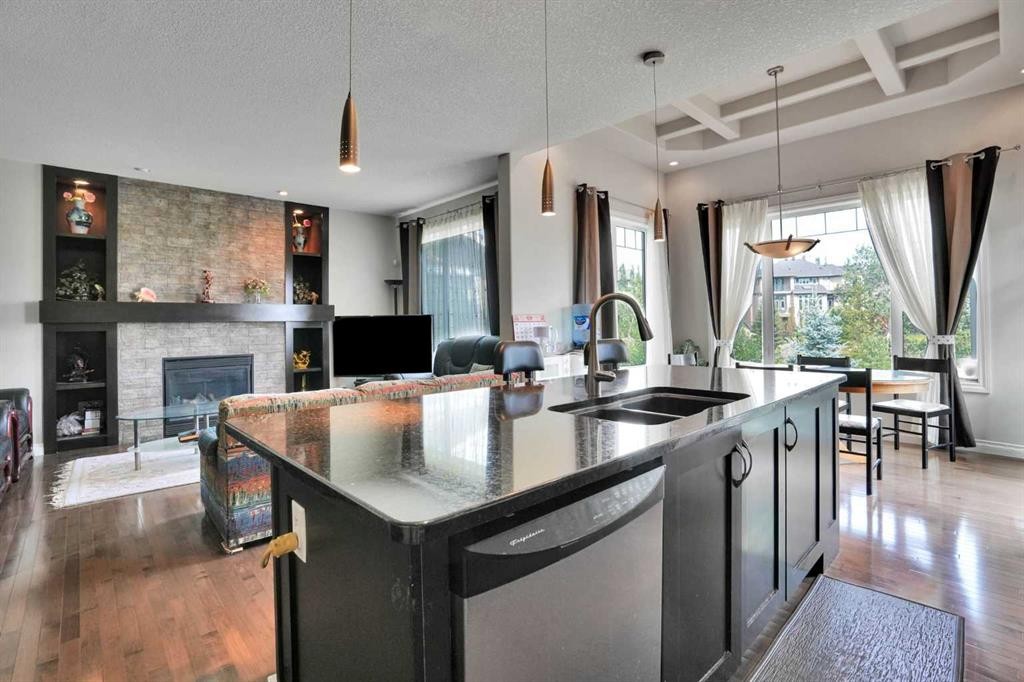 126 Panatella Crescent Nw, Calgary, AB - Indoor Photo Showing Kitchen With Double Sink With Upgraded Kitchen