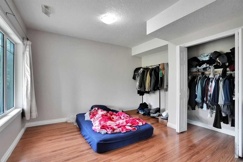 126 Panatella Crescent Nw, Calgary, AB - Indoor