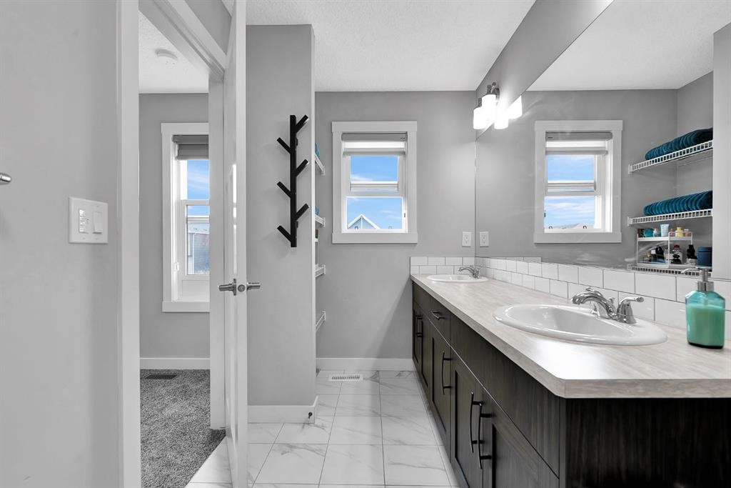 87 Howse Crescent Ne, Calgary, AB