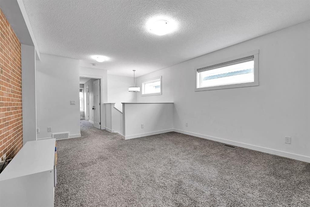 87 Howse Crescent Ne, Calgary, AB