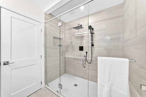 4112 19 Street Nw, Calgary, AB 