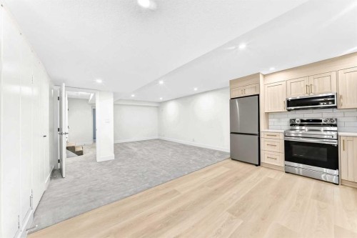 4112 19 Street Nw, Calgary, AB 