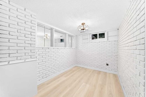 4112 19 Street Nw, Calgary, AB 