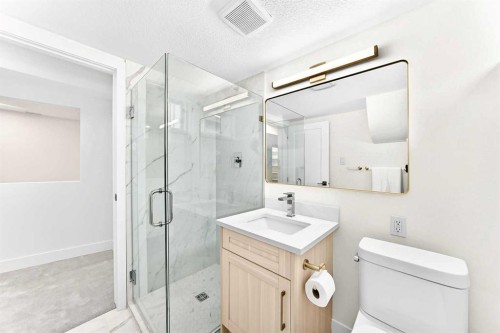 4112 19 Street Nw, Calgary, AB 