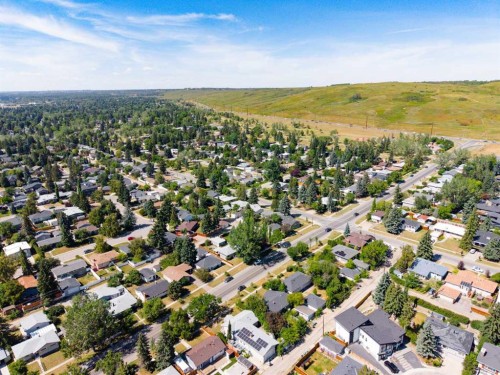 4112 19 Street Nw, Calgary, AB 