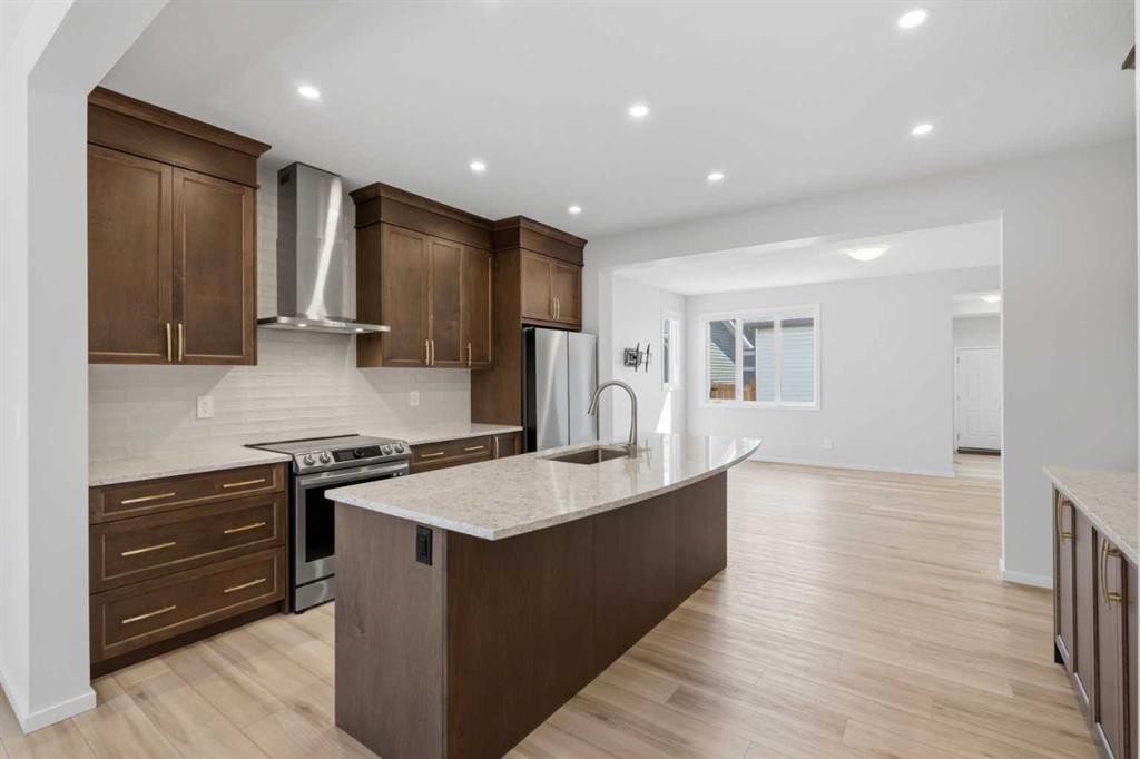 199 Carringham Road Nw, Calgary, AB - Indoor Photo Showing Kitchen With Stainless Steel Kitchen With Upgraded Kitchen