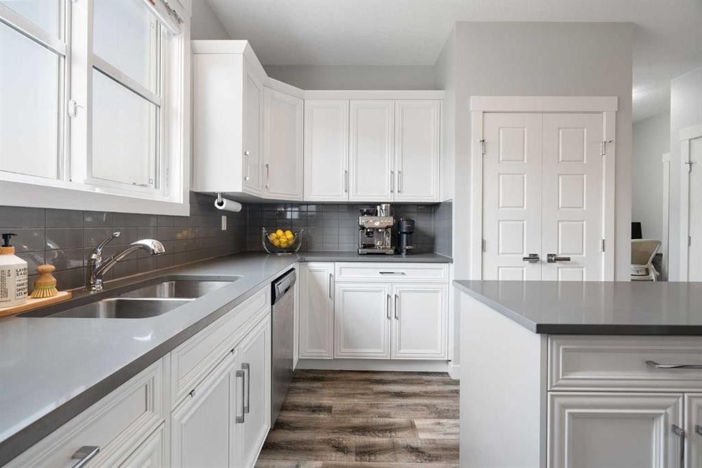 56 Skyview Circle Ne, Calgary, AB - Indoor Photo Showing Kitchen With Double Sink