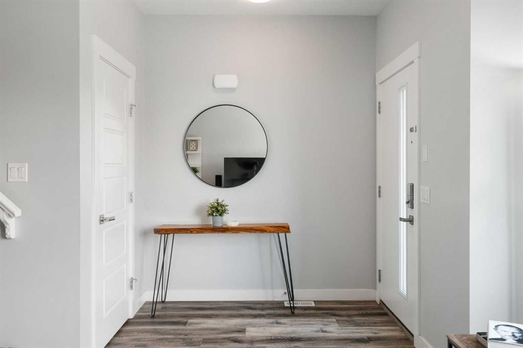 56 Skyview Circle Ne, Calgary, AB - Indoor Photo Showing Other Room