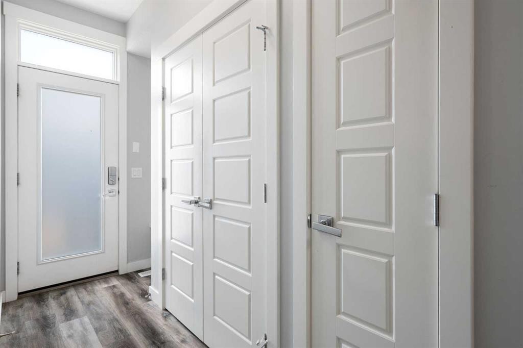 56 Skyview Circle Ne, Calgary, AB - Indoor Photo Showing Other Room
