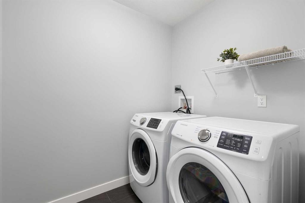 56 Skyview Circle Ne, Calgary, AB - Indoor Photo Showing Laundry Room