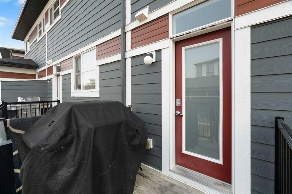 56 Skyview Circle Ne, Calgary, AB - Outdoor With Exterior