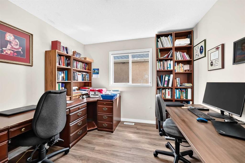 60 Harvest Park Way, Calgary, AB - Indoor Photo Showing Office