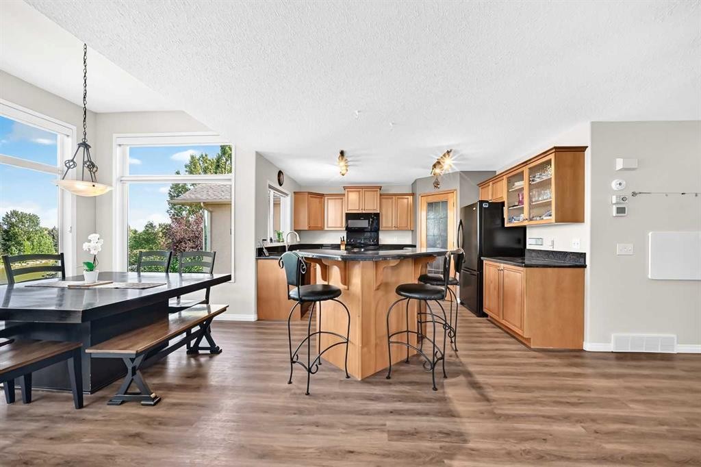 60 Harvest Park Way, Calgary, AB - Indoor