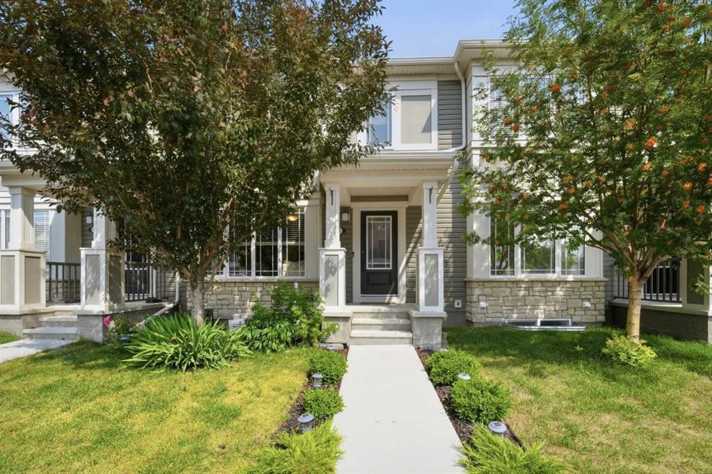 14 Windford Crescent Sw, Airdrie, AB - Outdoor With Facade