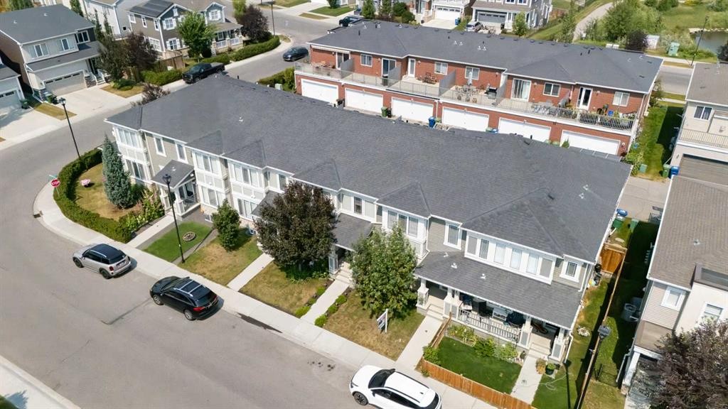 14 Windford Crescent Sw, Airdrie, AB - Outdoor With Deck Patio Veranda