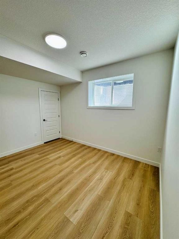 126 Sandpiper Bend, Chestermere, AB - Indoor Photo Showing Other Room