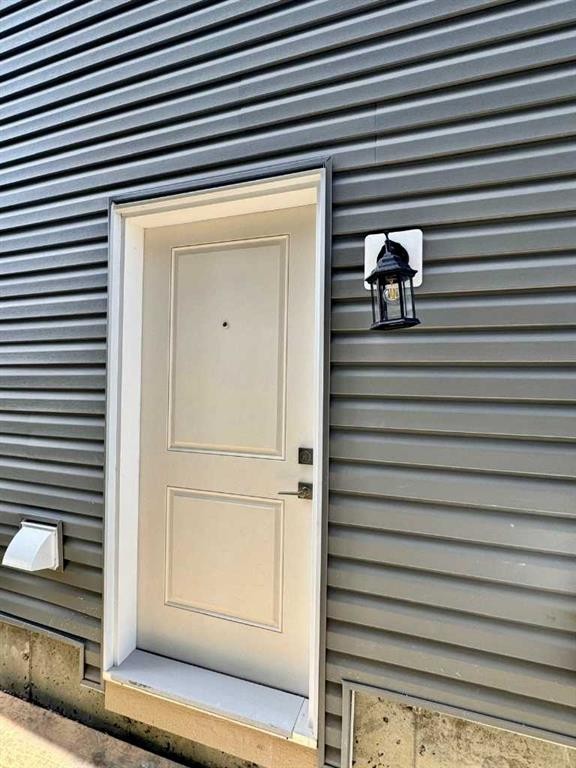 126 Sandpiper Bend, Chestermere, AB - Outdoor With Exterior