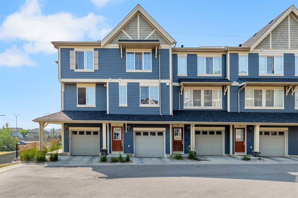 79 Evansview Gardens Nw, Calgary, AB - Outdoor With Facade