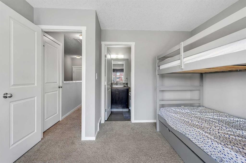 79 Evansview Gardens Nw, Calgary, AB - Indoor