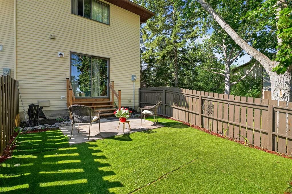 45-380 Bermuda Drive Nw, Calgary, AB - Outdoor With Deck Patio Veranda With Exterior