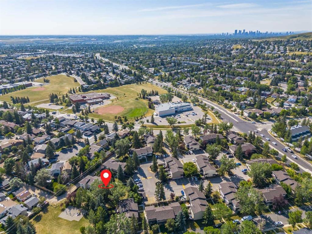 45-380 Bermuda Drive Nw, Calgary, AB - Outdoor With View