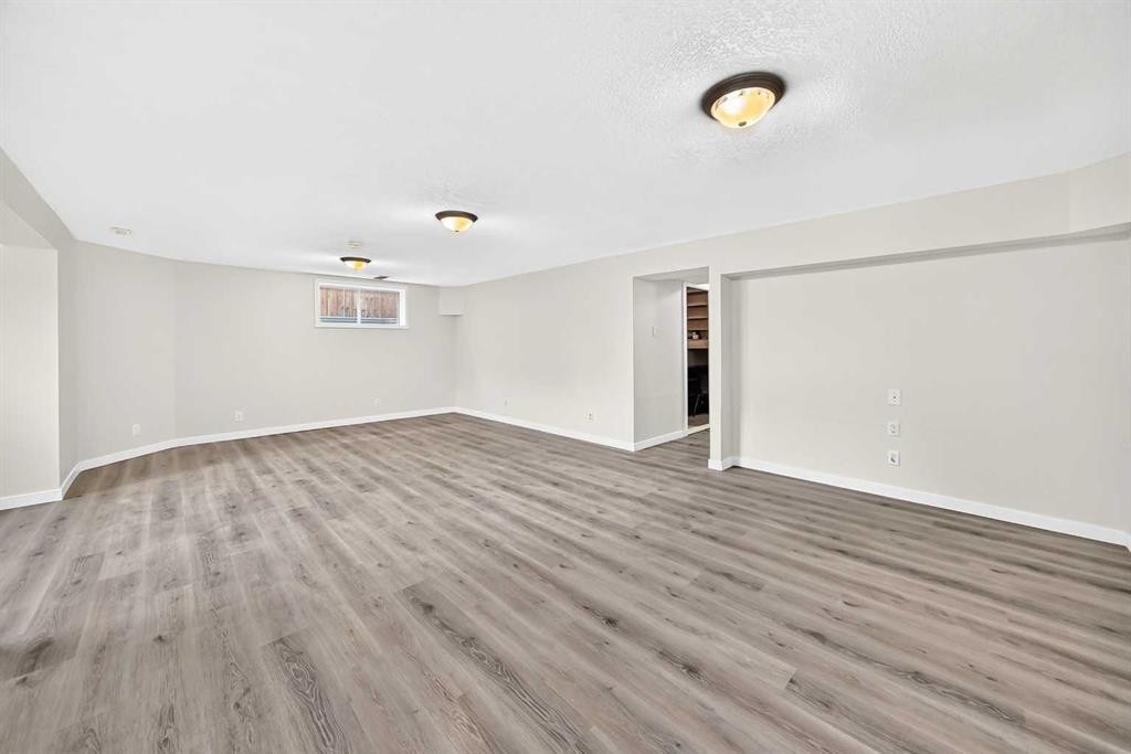 531 Stonegate Road Nw, Airdrie, AB - Indoor Photo Showing Other Room