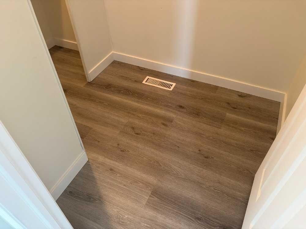 531 Stonegate Road Nw, Airdrie, AB - Indoor Photo Showing Other Room