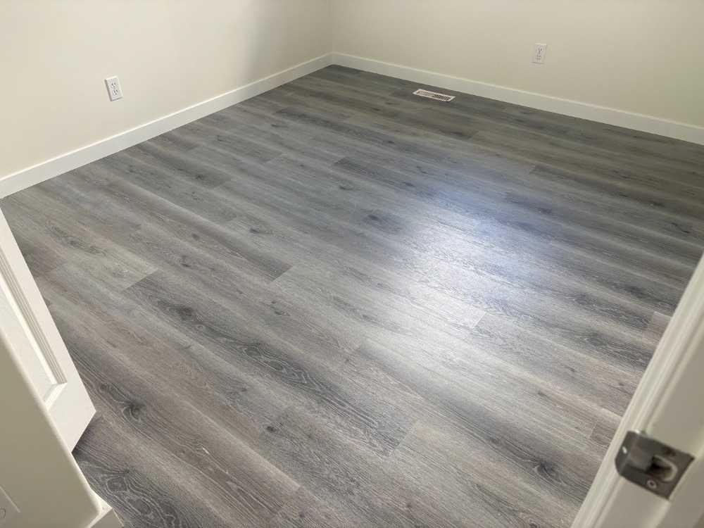 531 Stonegate Road Nw, Airdrie, AB - Indoor Photo Showing Other Room