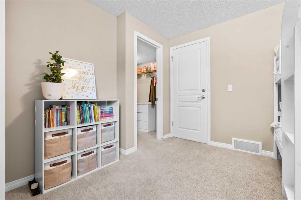 38 Auburn Bay Gardens Se, Calgary, AB - Indoor Photo Showing Other Room