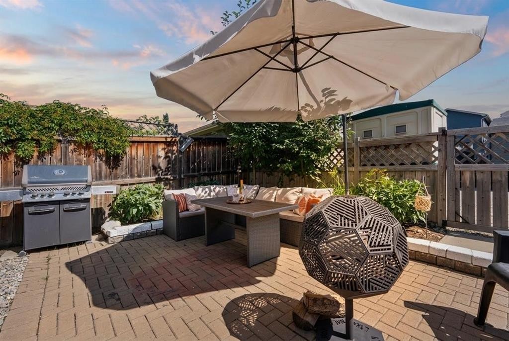 38 Auburn Bay Gardens Se, Calgary, AB - Outdoor With Deck Patio Veranda