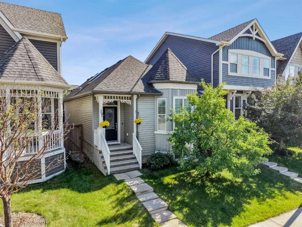 38 Auburn Bay Gardens Se, Calgary, AB - Outdoor With Facade
