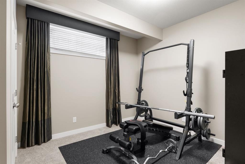 25 Masters Park Se, Calgary, AB - Indoor