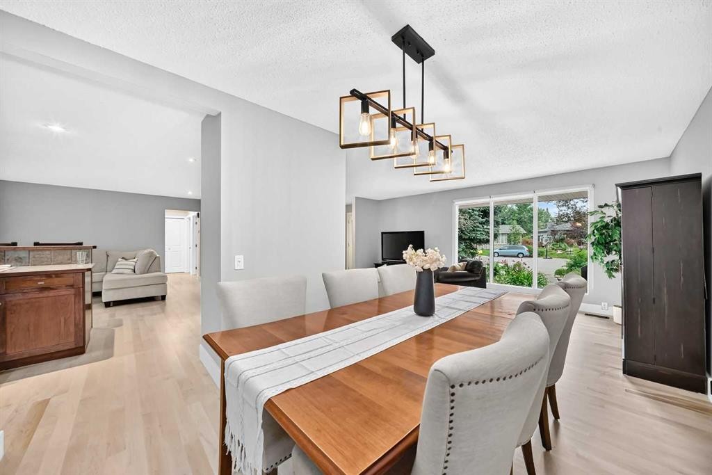 520 Oakwood Place Sw, Calgary, AB