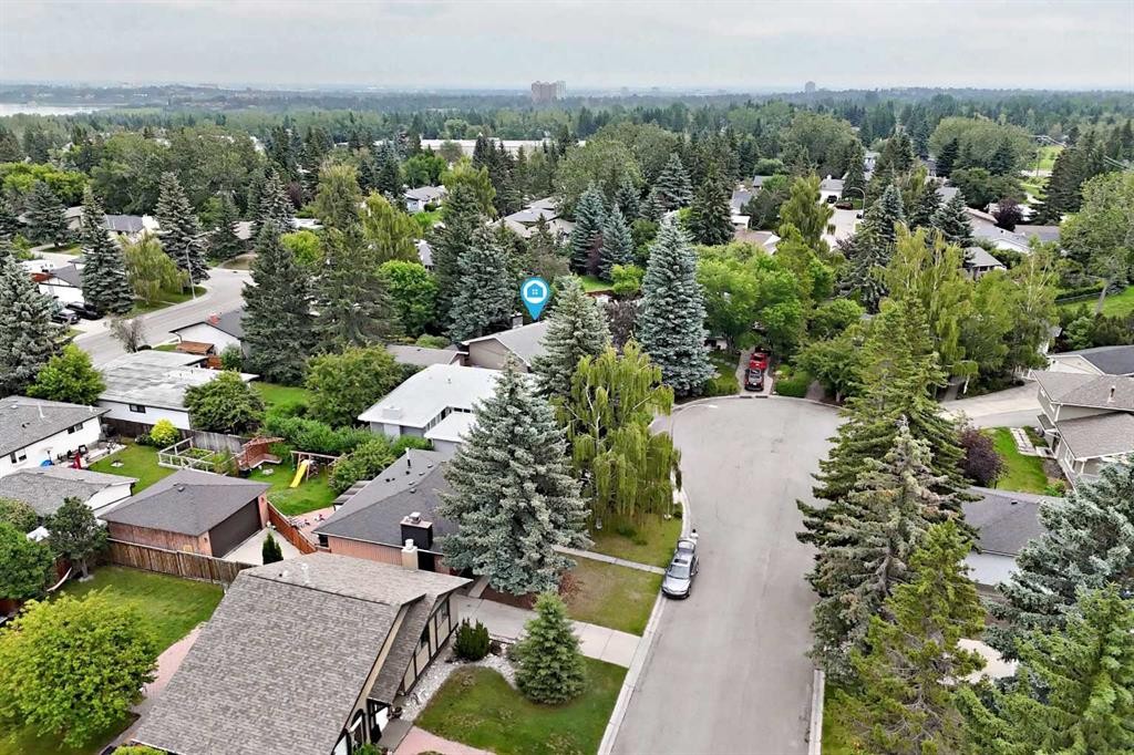 520 Oakwood Place Sw, Calgary, AB