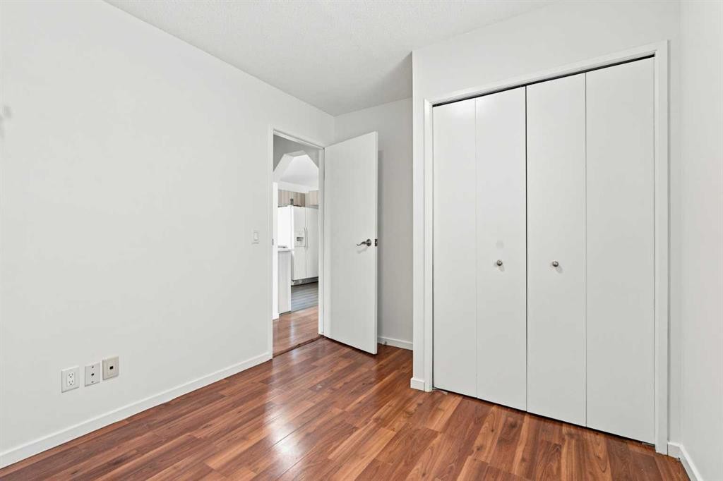11 Martin Crossing Rise Ne, Calgary, AB - Indoor Photo Showing Other Room